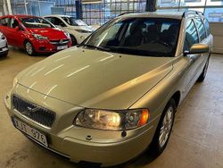 Ljusbrun Begagnad 2005 Volvo V70 Kombi | 74 900 kr