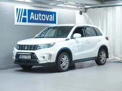 Vit Begagnad 2021 Suzuki Vitara SUV | 194 700 kr