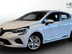 Vit (white) Begagnad 2022 Renault Clio V Zen Halvkombi | 144 900 kr (Marknadspris)