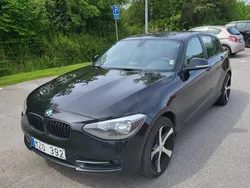 Svart Begagnad 2013 BMW 114 Sport Line Halvkombi | 67 000 kr