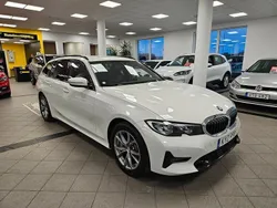 BMW 330e