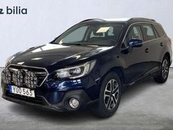 Mörkblå (blå) Begagnad 2018 Subaru Outback SUV | 259 900 kr (Marknadspris)