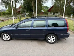 Blå Begagnad 2004 Volvo V70 Business Edition Kombi | 12 000 kr (Bra pris)
