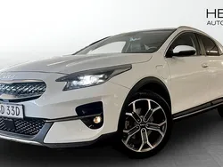 Vit (white) Begagnad 2022 Kia XCeed Advance SUV | 249 900 kr (Marknadspris)
