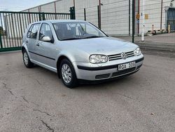Grå Begagnad 2000 VW Golf IV Halvkombi | 26 000 kr (Bra pris)