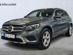 Grå Begagnad 2017 Mercedes GLC220 SUV | 274 900 kr (Marknadspris)