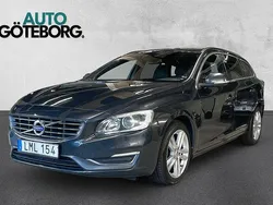 Grå Begagnad 2014 Volvo V60 Momentum Kombi | 117 500 kr (Marknadspris)