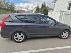 Grå Begagnad 2009 Kia Ceed Sportswagon 4 Kombi | 35 000 kr (Marknadspris)