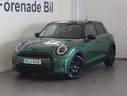 Grön Begagnad 2022 Mini Cooper Halvkombi | 249 000 kr (Marknadspris)