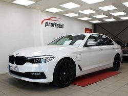 Vit Begagnad 2018 BMW 530 Performance Sedan | 209 500 kr (Marknadspris)