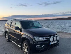 Svart Begagnad 2018 VW Amarok Highline Pickup | 299 900 kr (Marknadspris)