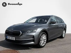Grå (graphite grey metallic) Begagnad 2024 Skoda Octavia Selection Kombi | 324 000 kr (Marknadspris)