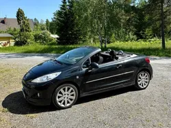 Svart Begagnad 2013 Peugeot 207 CC Cab | 79 000 kr (Lite dyr)