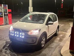 Vit Begagnad 2016 VW up! Halvkombi | 82 000 kr (Marknadspris)
