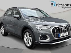 Grå Begagnad 2024 Audi Q3 Advanced Plus SUV | 354 000 kr (Marknadspris)