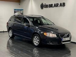 Grå Begagnad 2010 Volvo V70 Momentum Kombi | 74 900 kr (Marknadspris)