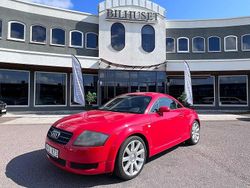 Röd Begagnad 2004 Audi TT Sportkupé | 69 900 kr (Marknadspris)