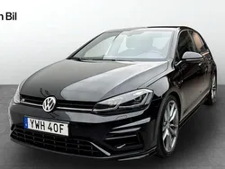 Svart Begagnad 2019 VW Golf VII R Kombi | 359 900 kr