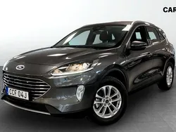 Grå Begagnad 2022 Ford Kuga Titanium SUV | 234 900 kr (Bra pris)