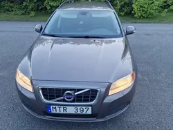 Grå Begagnad 2011 Volvo V70 Drive Kinetic Kombi | 65 000 kr (Bra pris)