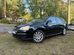 Svart Begagnad 2009 VW Golf Comfortline Kombi | 35 900 kr (Marknadspris)