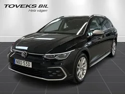 Svart (deep black pearl) Begagnad 2022 VW Golf Alltrack Kombi | 349 900 kr (Lite dyr)