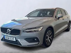 Grå Begagnad 2023 Volvo V60 Core Kombi | 339 900 kr (Bra pris)