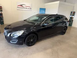 Svart Begagnad 2012 Volvo V60 Momentum Kombi | 129 900 kr (Lite dyr)