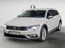 Vit Begagnad 2016 VW Passat Alltrack GTS Kombi | 149 900 kr (Marknadspris)