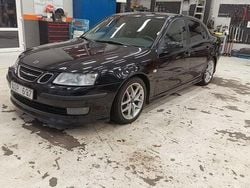Svart Begagnad 2006 Saab 9-3 Sedan | 35 000 kr (Lite dyr)
