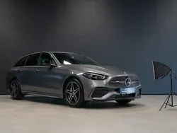 Grå Begagnad 2024 Mercedes C300e Premium Kombi | 525 000 kr (Marknadspris)