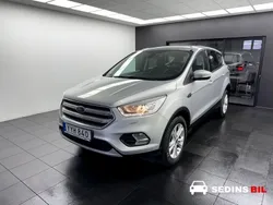 Grå Begagnad 2018 Ford Kuga Titanium SUV | 144 900 kr (Marknadspris)
