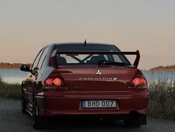 Röd Begagnad 2002 Mitsubishi Lancer Sedan | 190 000 kr