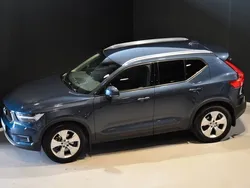 Mörkblå Begagnad 2021 Volvo XC40 Momentum SUV | 309 000 kr (Bra pris)