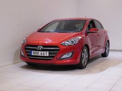 Röd Begagnad 2016 Hyundai i30 Edition Sedan | 139 900 kr