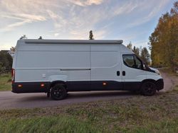 Vit Begagnad 2016 Iveco Daily Van | 725 000 kr