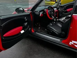 Röd Begagnad 2014 Mini ONE Halvkombi | 62 000 kr (Marknadspris)