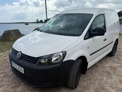 Vit Begagnad 2015 VW Caddy Minibuss | 49 900 kr