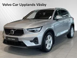 Silver Begagnad 2023 Volvo XC40 Core SUV | 339 900 kr (Marknadspris)