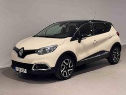 Flerfärgad Begagnad 2017 Renault Captur SUV | 99 500 kr (Marknadspris)