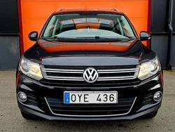 Svart Begagnad 2011 VW Tiguan Sportline SUV | 99 900 kr (Marknadspris)