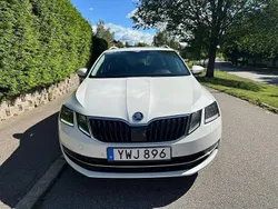 Vit Begagnad 2018 Skoda Octavia Style Kombi | 145 000 kr (Marknadspris)