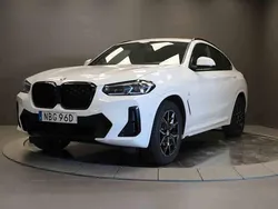 Vit Begagnad 2023 BMW X4 SUV | 539 000 kr