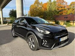 Svart Begagnad 2020 Kia Niro Advance SUV | 189 000 kr (Marknadspris)