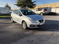 Silver Begagnad 2011 Seat Ibiza Style Halvkombi | 42 000 kr (Bra pris)