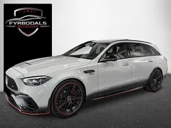 Begagnad 2023 Mercedes C63 S E Performance AMG Kombi | 1 395 000 kr