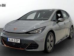 Ljusgrå (vapor grey) Begagnad 2023 Cupra Born Halvkombi | 249 900 kr (Marknadspris)