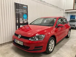 Röd Begagnad 2014 VW Golf VII Halvkombi | 88 900 kr (Marknadspris)