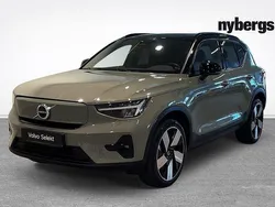 Grön Begagnad 2023 Volvo XC40 Plus SUV | 379 000 kr