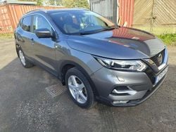 Grå Begagnad 2019 Nissan Qashqai SUV | 188 000 kr (Marknadspris)